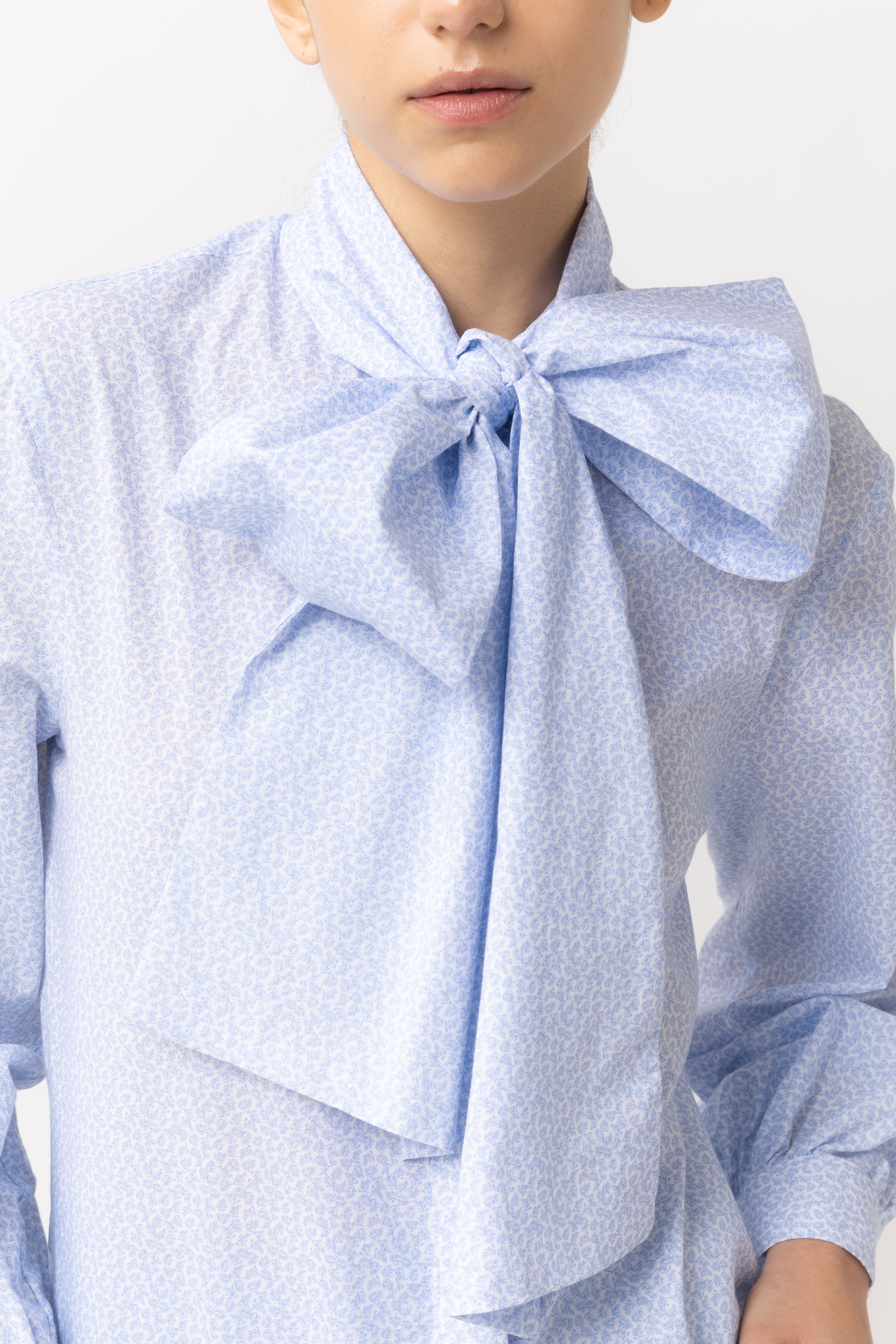 'Sapphire Bow' Chemise