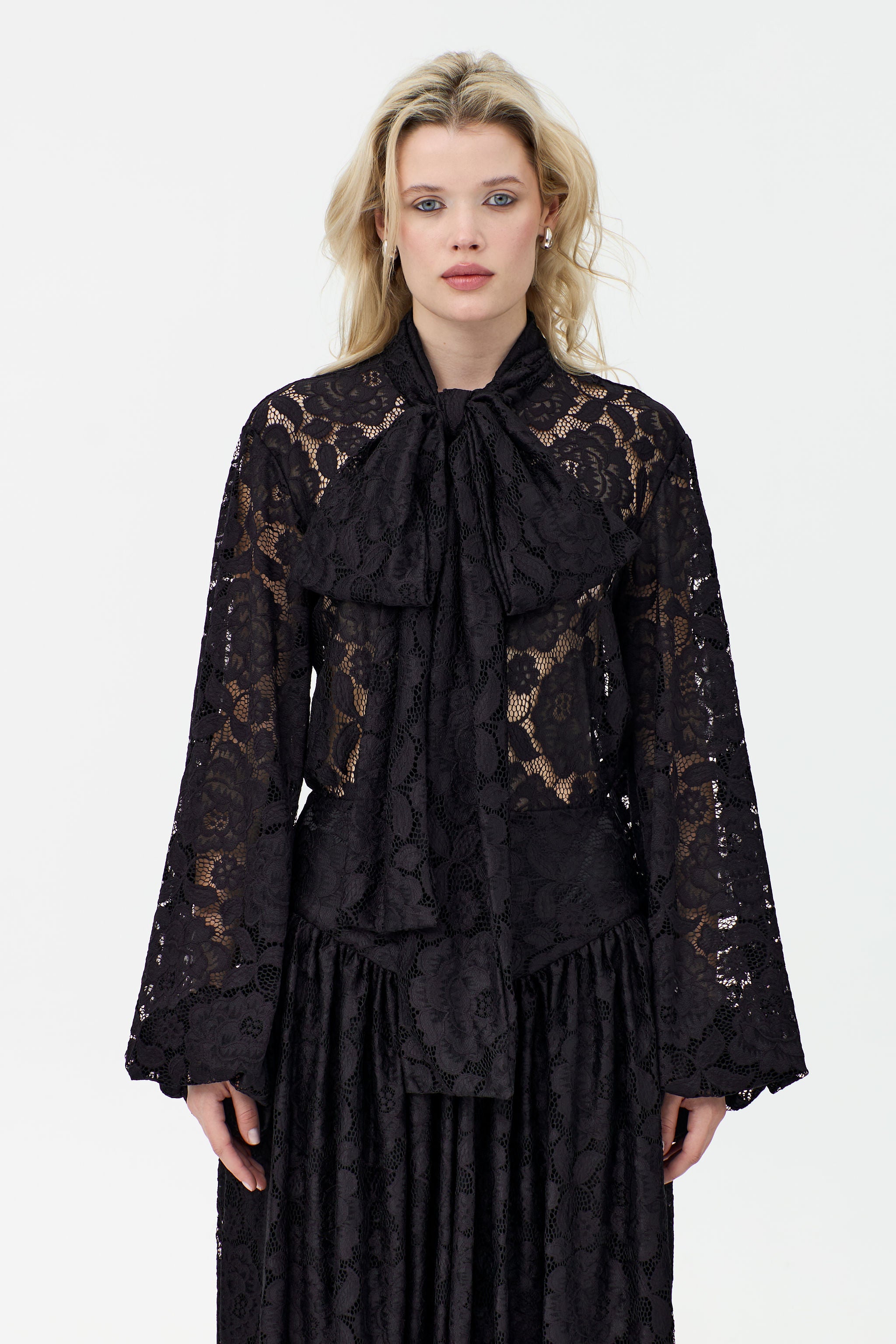 'Lace Noir' Chemise